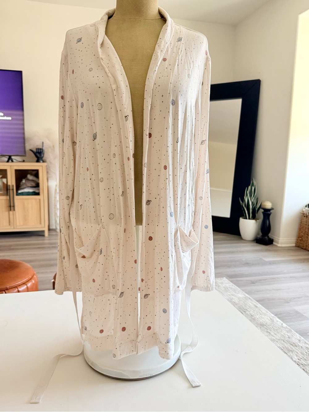 Duluth Trading Co. Celestial Solar System Print Sleep Robe